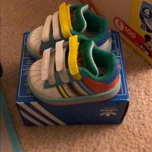 Adidas baby tennis shoes